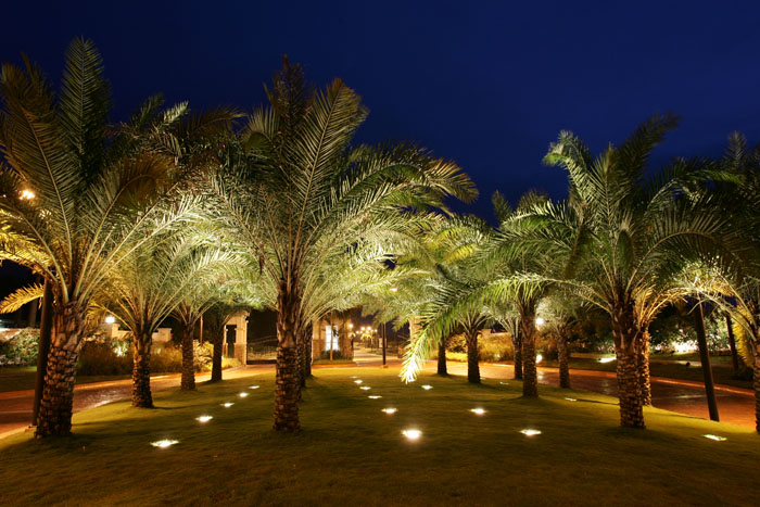 villa de mercedes at night