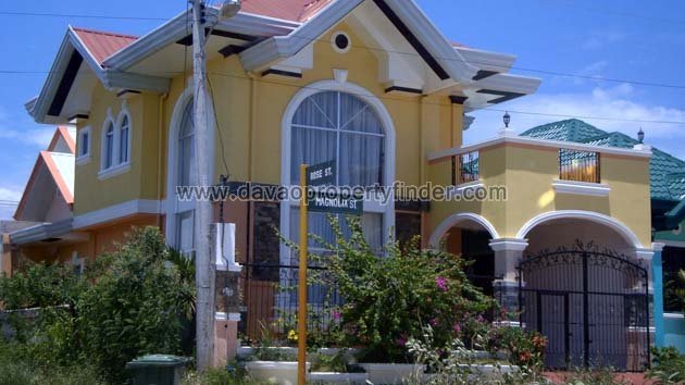 2 Storey House for Sale at Cecilia Heights